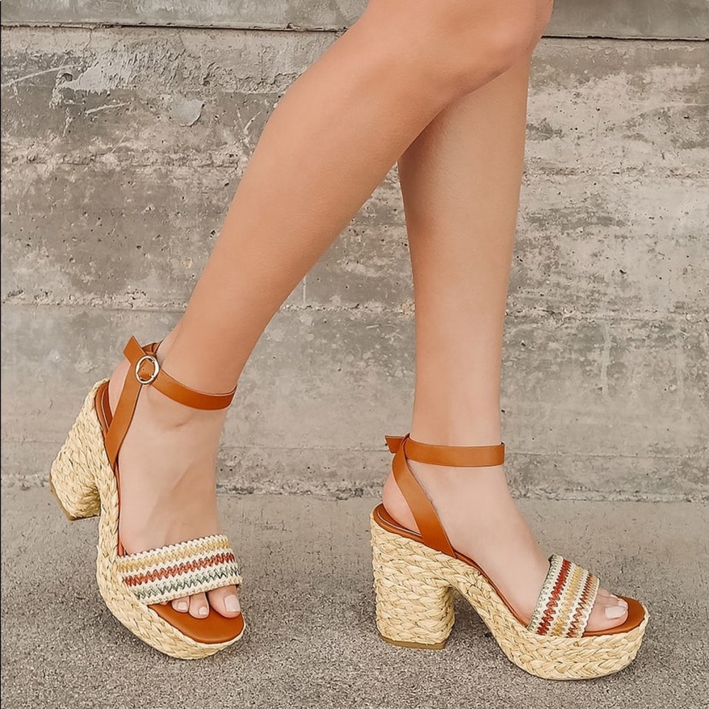 Lulu's Brown and Cream Woven Heels